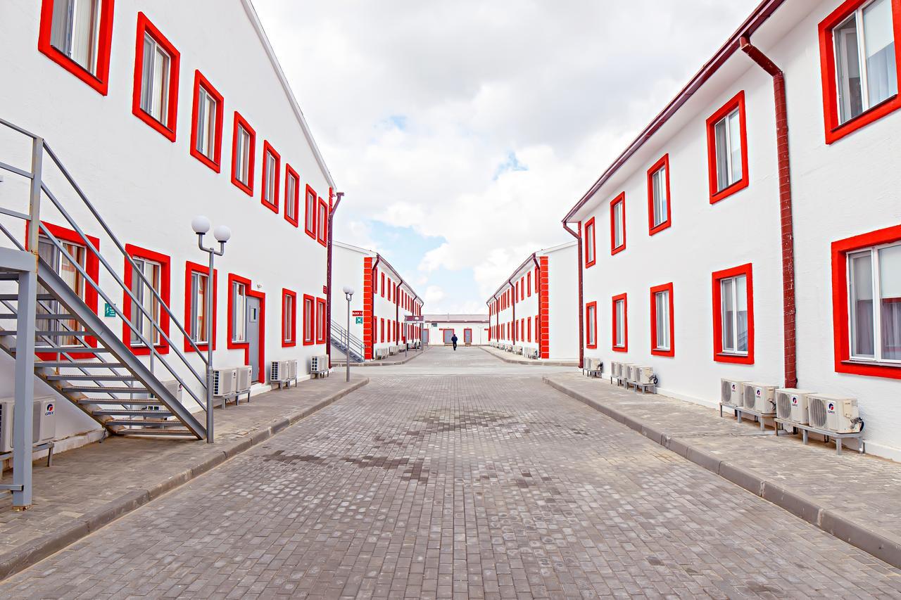 New Tengiz Camp Экстерьер фото